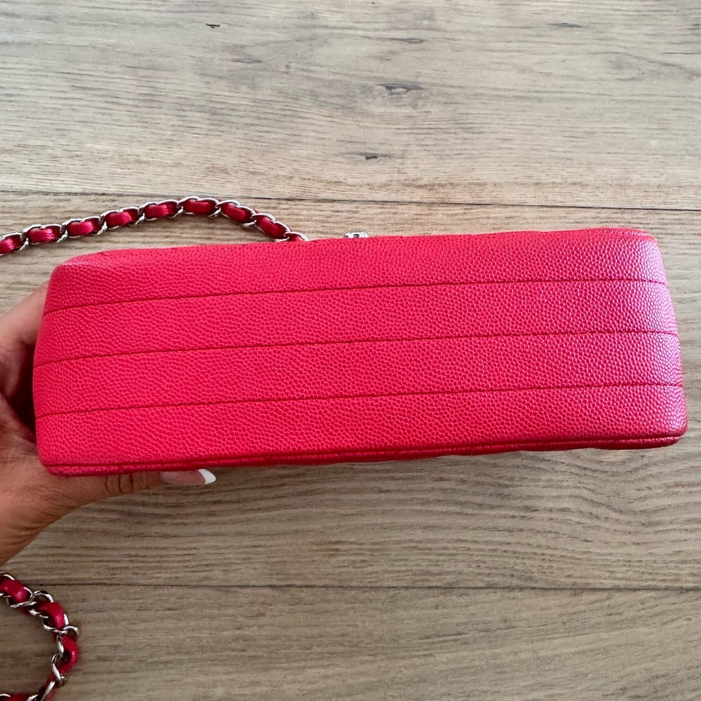 Chanel Red Chevron Crossbody Bag - Picture 3 of 9